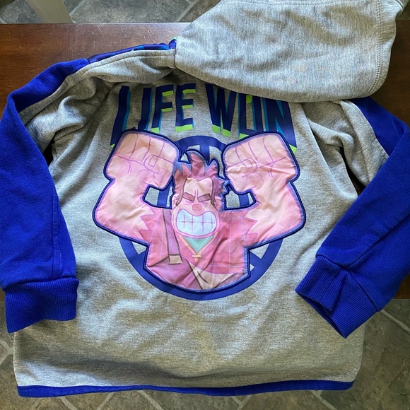 Wreck it Ralph sweatshirt - Picture 2 of 2
